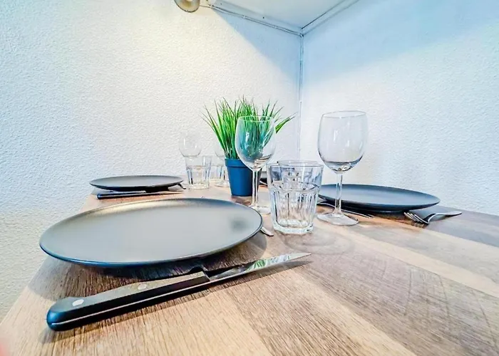 Bel Avec Balcon Et Parking Prive アパート *